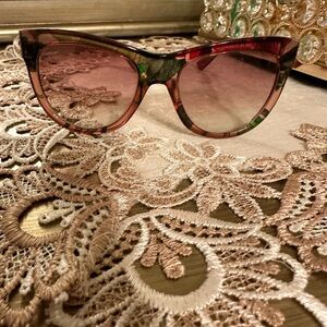 Gucci multi color sunglasses